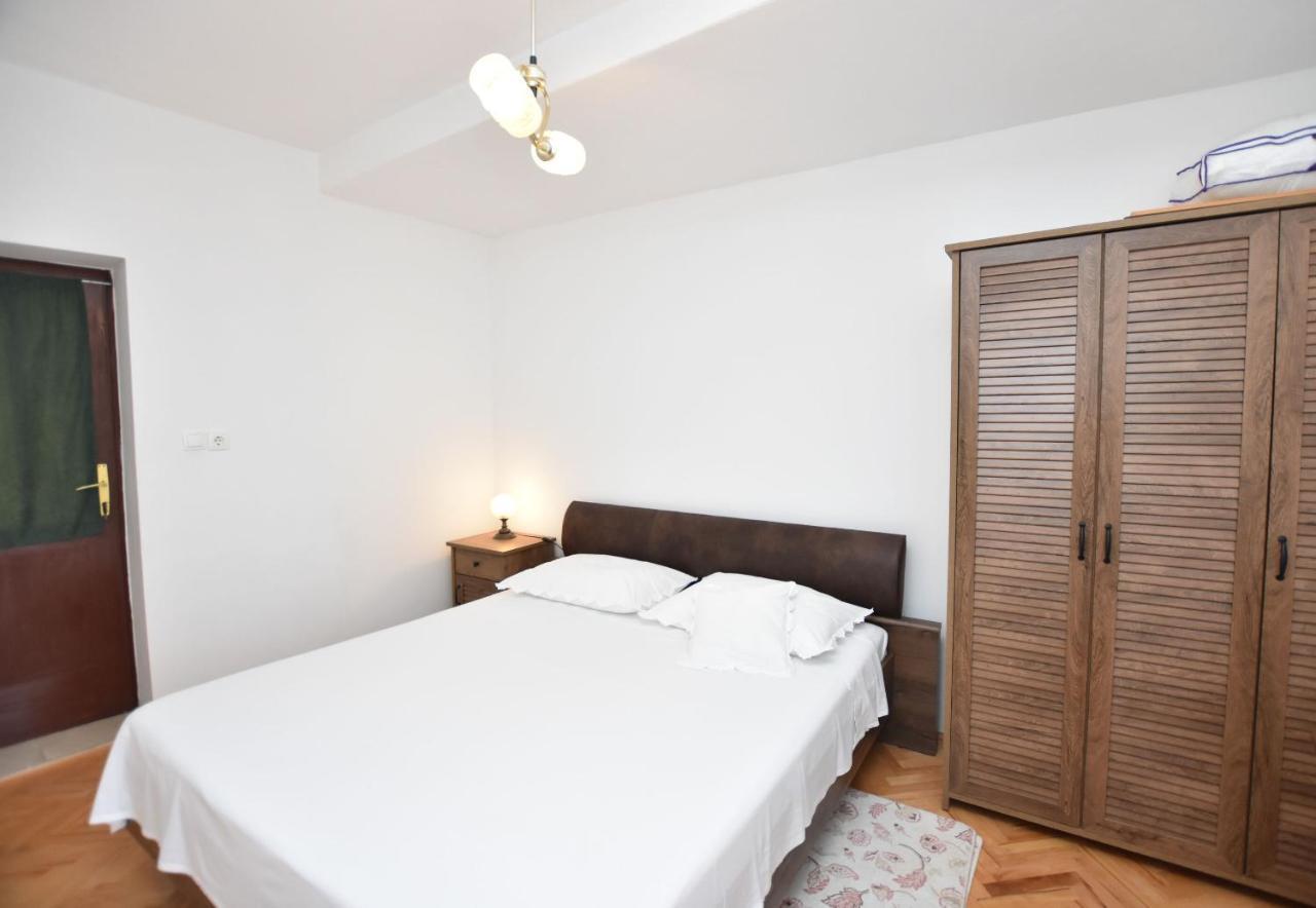 Apartment Miledina พรีมอชเตน ภายนอก รูปภาพ
