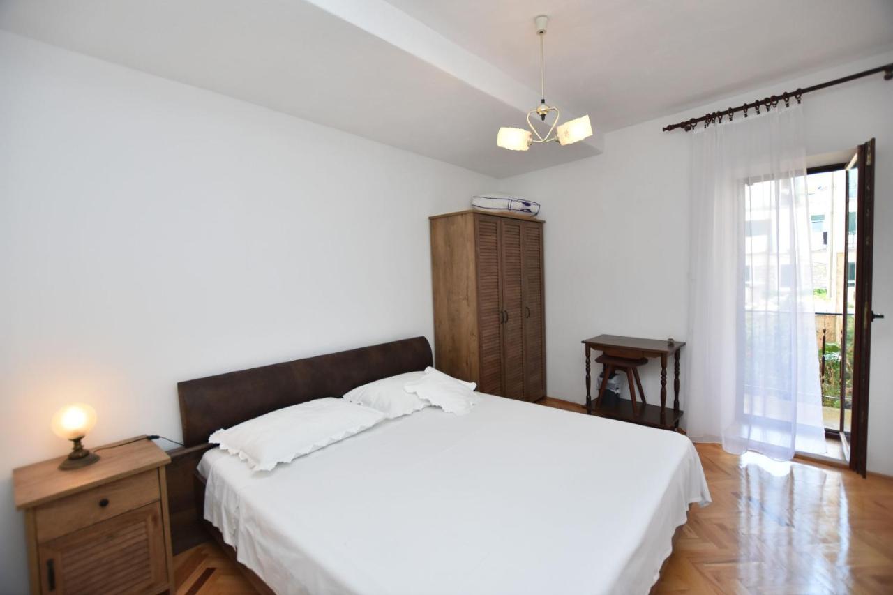 Apartment Miledina พรีมอชเตน ภายนอก รูปภาพ